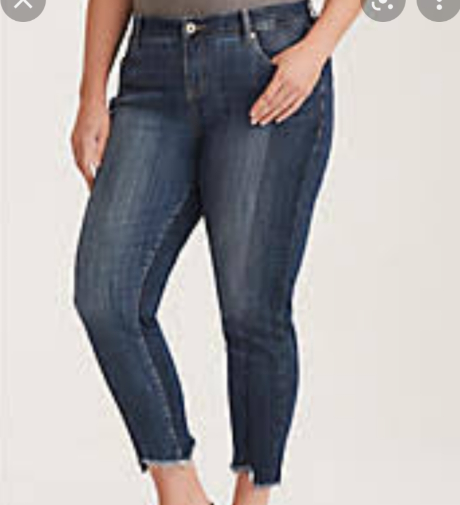 Torrid Girlfriend Frayed Hem Jeans